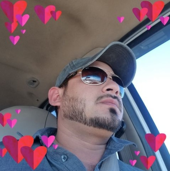 Meet your Posher, Ramiro - Picture 1 of 1